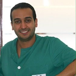 Imad Chalkha - Implantólogo